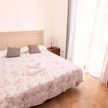 Rodrigo De Triana Primero A Apartment Seville