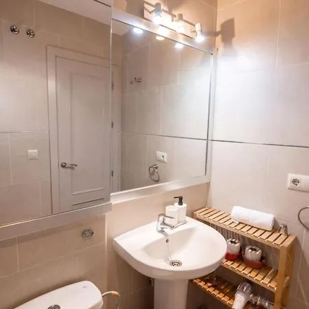 Rodrigo De Triana Primero A Apartment